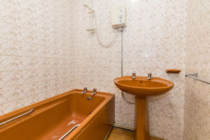 Photo 7- click for photo gallery